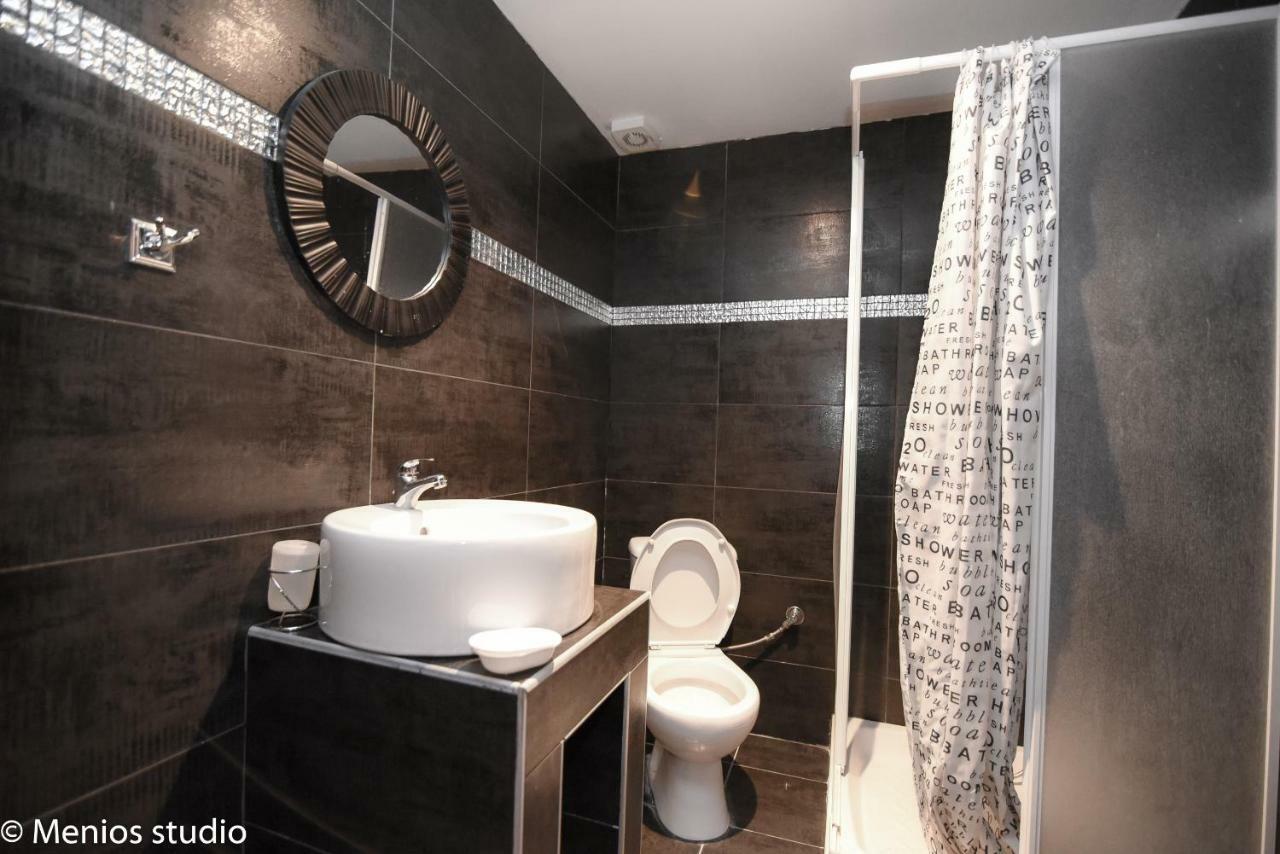 Menios Apartments And Studios Nea Kallikrateia Экстерьер фото