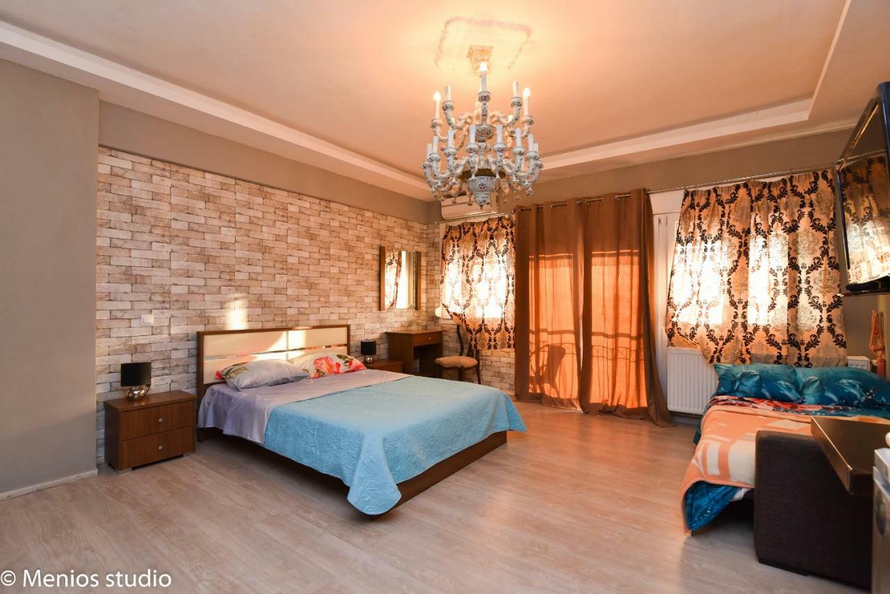 Menios Apartments And Studios Nea Kallikrateia Экстерьер фото